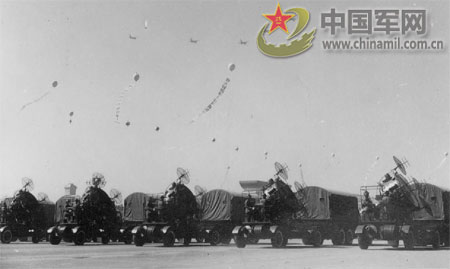 1959: Forces on parade, National Day in 1959