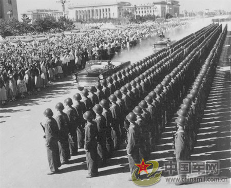 1959: Forces on parade, National Day in 1959