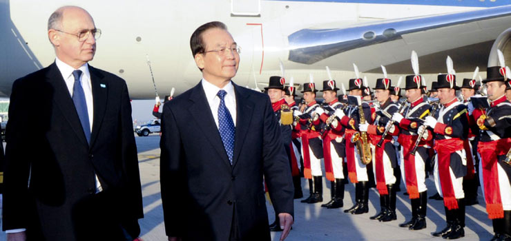 Premier Wen arrives in Argentina for official visit