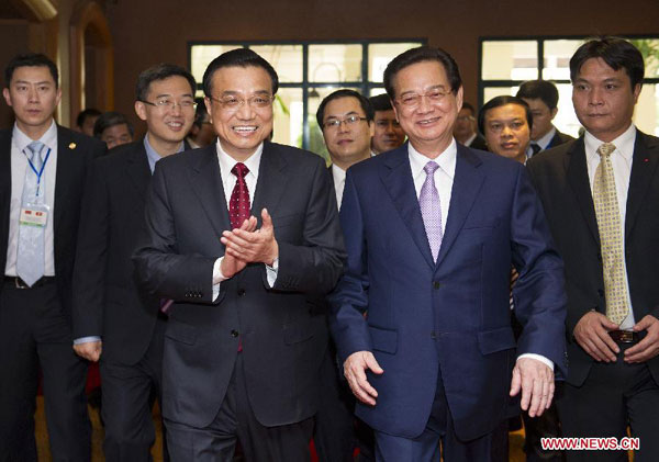 Li raises proposals on China-Vietnam biz co-op