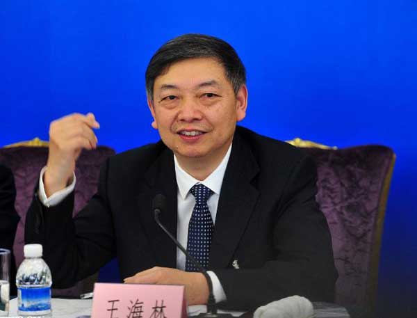 NPC deputies talk about industrial restructuring