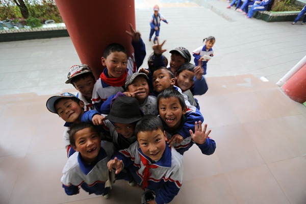 Primary school at the verge of Qinghai-Tibetan Plateau