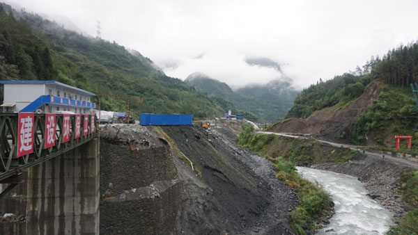 New Erlang Mountain Tunnel will ease traffic flow in Sichuan