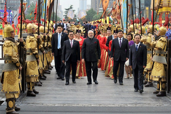 Hometown diplomacy highlights Modi's Xi'an tour