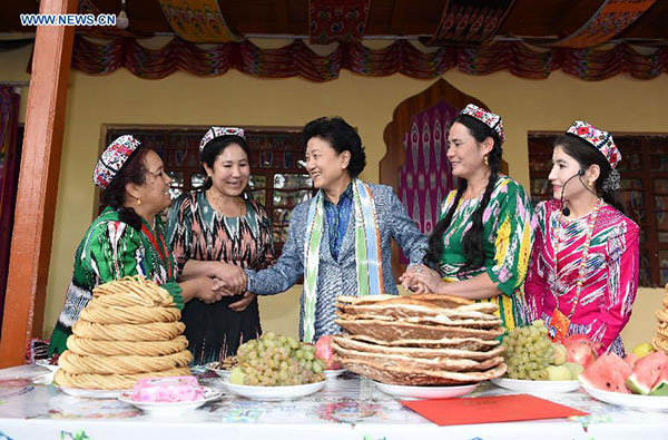 Liu Yandong visits Urumqi, Hotan in Xinjiang