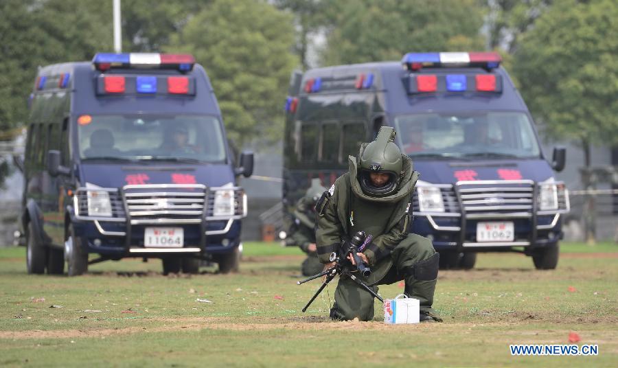 Armed policemen take part in anti-terrorism drill in Nanchang