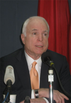 McCain calls on China to fight protectionism together with US