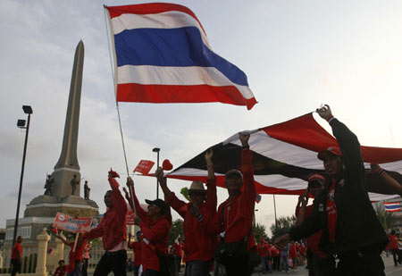 Protesters block traffic in Bangkok during mass rally