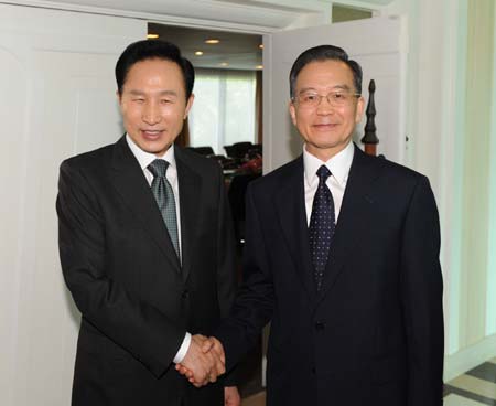 Chinese Premier Wen Jiabao meets S Korean president