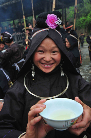 Miao people celebrate Sisters Festival