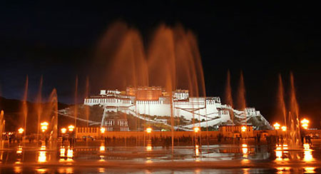 Musical fountain opens in front of Potala Palace