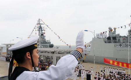 Chinese naval ships return from escort mission