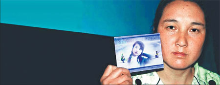 Official-killer's case fires up netizens