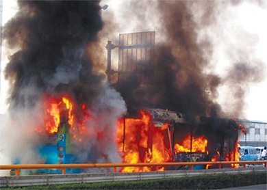 Death toll in China bus fire rises to 27