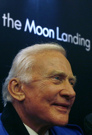 Aldrin backs Mars mission