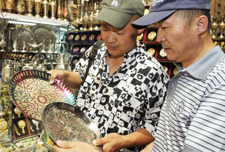 Urumqi's Int'l Bazaar reopens after deadly riot