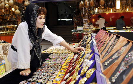 Urumqi's Int'l Bazaar reopens after deadly riot