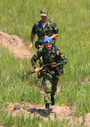 'Peace Mission-2009' joint anti-terror military exercise