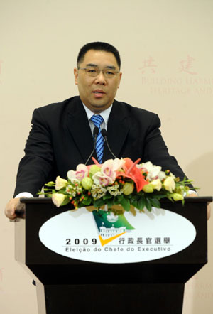 Chui Sai On wins Macao Chief Executive election