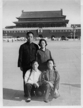 Tian'anmen in pictures: then and now