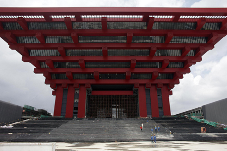 Pavilion for Shanghai 2010 Expo under construction