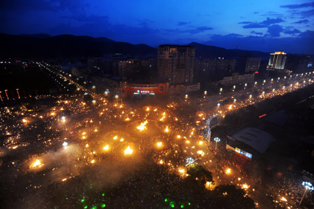 Torch festival celebrated in Liangshan Prefecture