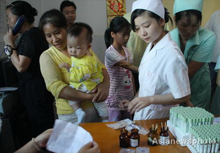 Children get free blood test for lead poison