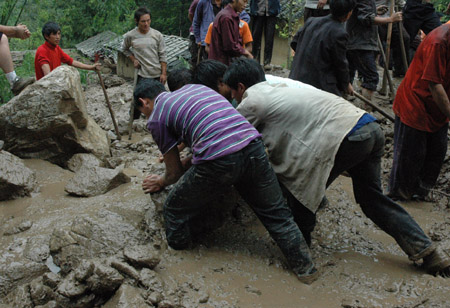 Death toll from SW China landslide rises to 9