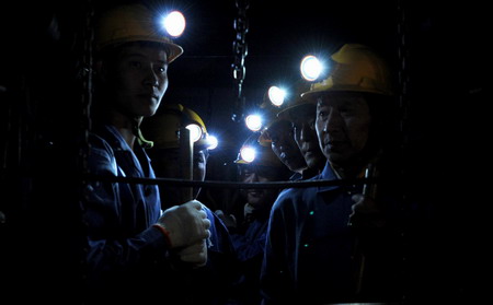 Death toll in C China colliery gas blast rises to 35