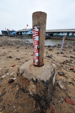 Severe drought hits Xiang River