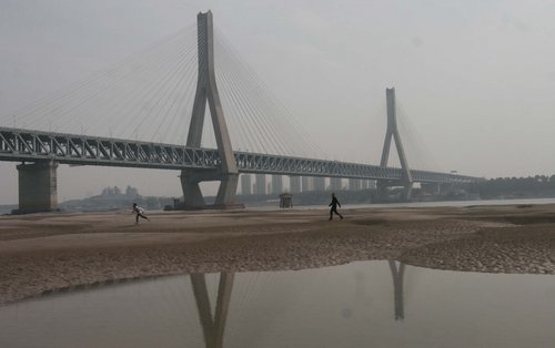 Drought lingers in southern, eastern China