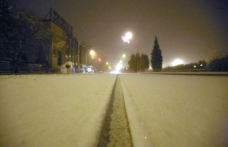 Beijing embraces heavy snow