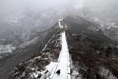 Great Wall charming in snow