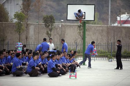 Kunming Biggest Drug Rihabilitation Centre marks 20 years'establishment