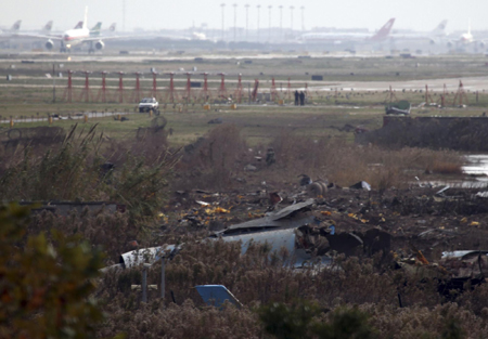 Three dead, four injured in cargo plane crash in Shanghai