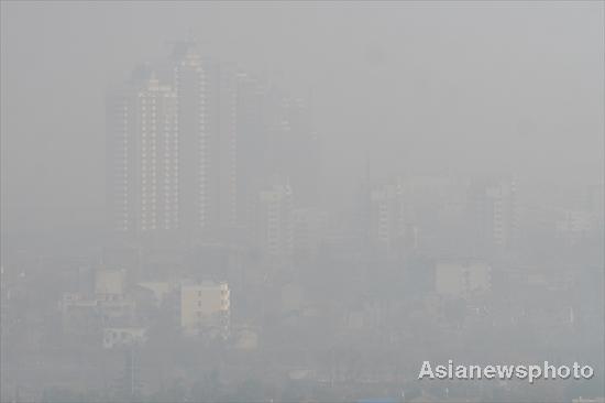 Fog disrupts traffic in Chinese provinces