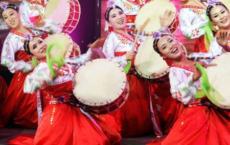 Jubilant Chinese greet New Year