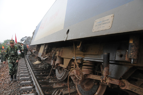 Death toll from China train derailment hits 19