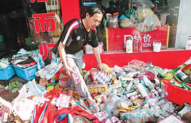 Rain wreaks havoc in Jiangxi