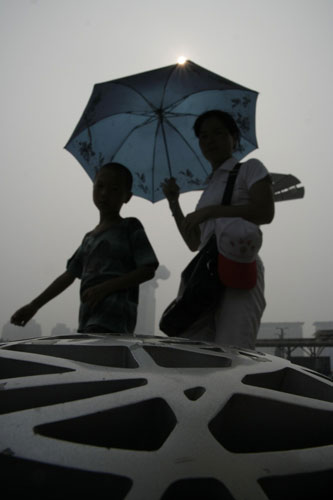 Beijingers must battle hot weather for 2 more days