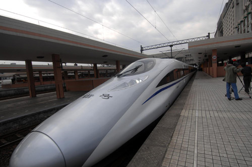 Shanghai-Hangzhou high-speed railway in operation