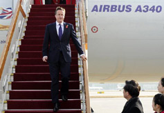 UK PM Visits China