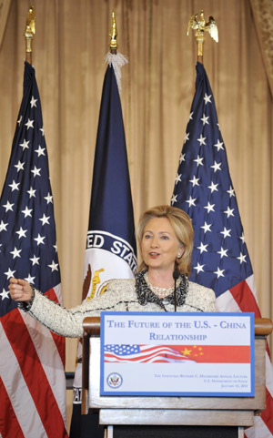 Clinton: US welcomes China's rise