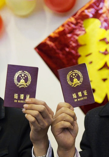 Beijing’s first gay marriage sparks storm online