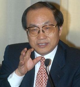 China's railway minister under investigation