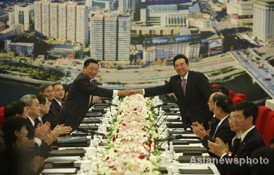 Mainland, Taiwan hold new round of talks
