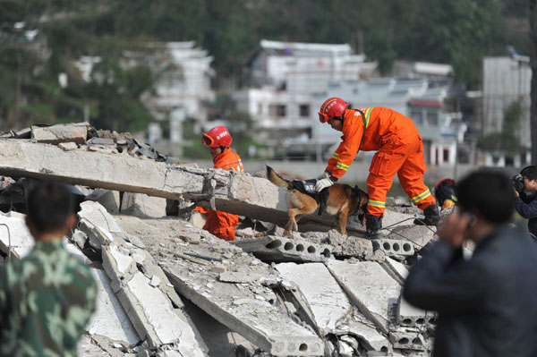 Death toll climbs to 7 in SW China blast