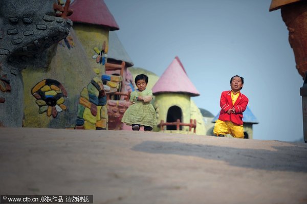 Little people live in SW China's 'Lilliput'