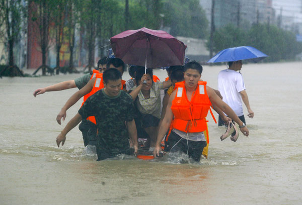 Heavy downpours take toll in Hubei