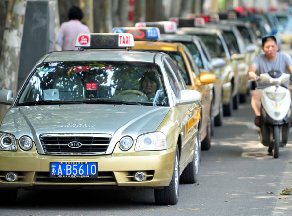 Nanjing taxis' recording equipment leads to stir
